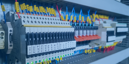 Industrieschaltanlage – SPS-Steuerung